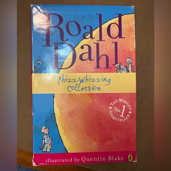 Roald Dahl Collection- Total 15 books (Like New) - Picture 2 of 4